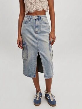 Calvin Klein Jeans Midi Cargo Denim Skirt High Rise Washed Light Blue Size 4/27